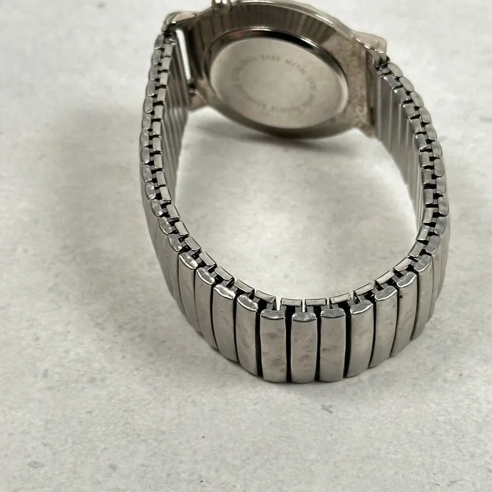VTG Quemex Watch Mens 35mm Round Aztec Southwestern Silver Tone New Battery